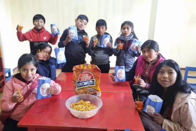 Actividad de convivencia con participantes.